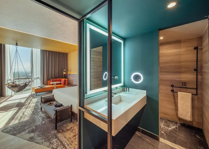 Novotel Toreo 4*