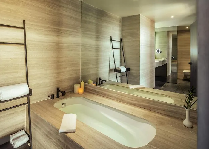 Novotel Toreo 4*