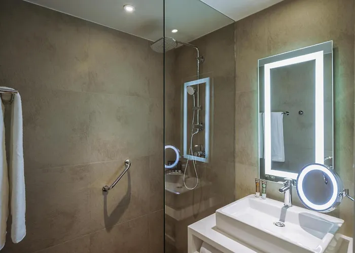 Hotel Novotel Toreo 4*